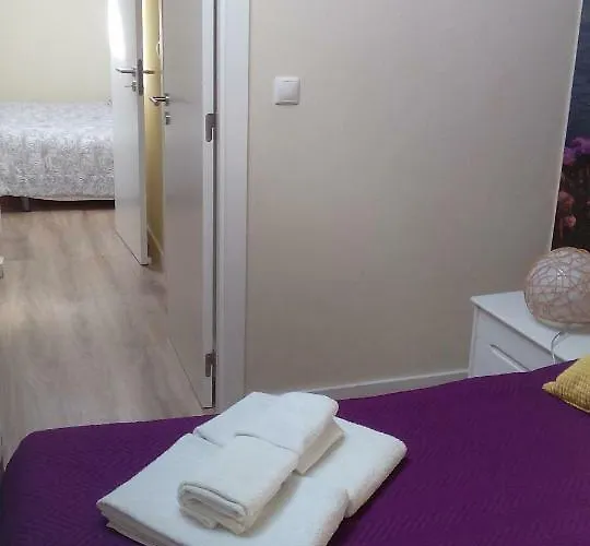 Sao Philip's House By Casas De *