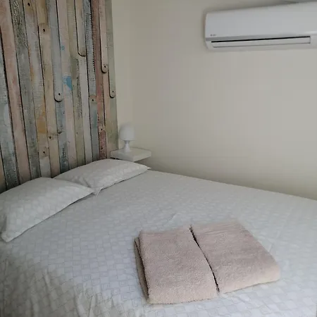 Sao Philip's House By Casas De