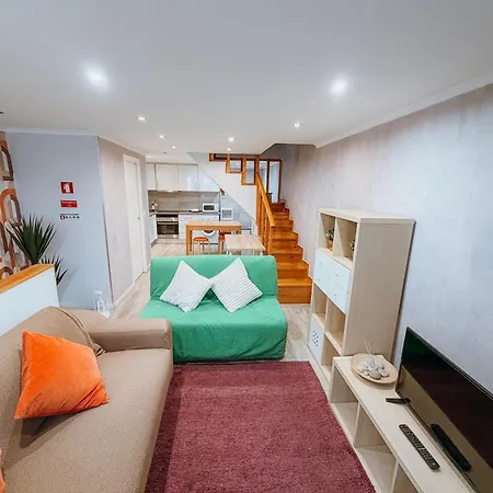 Apartment Sao Philip's House By Casas De