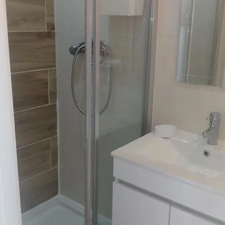 Sao Philip's House By Casas De *