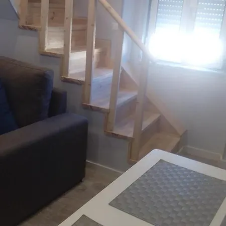 Sao Philip's House By Casas De アパート セトゥーバル