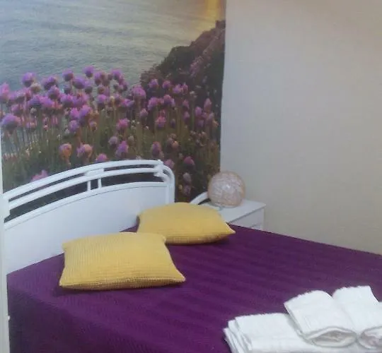 Sao Philip's House By Casas De